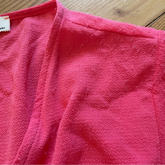 Monteau Los Angeles Wrap Top - Picture 3 of 3